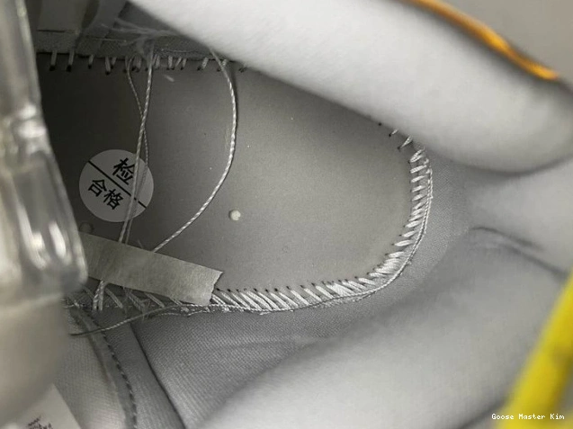 Smoke Air Switch 1 Jordan Light High CW6576-100 0608